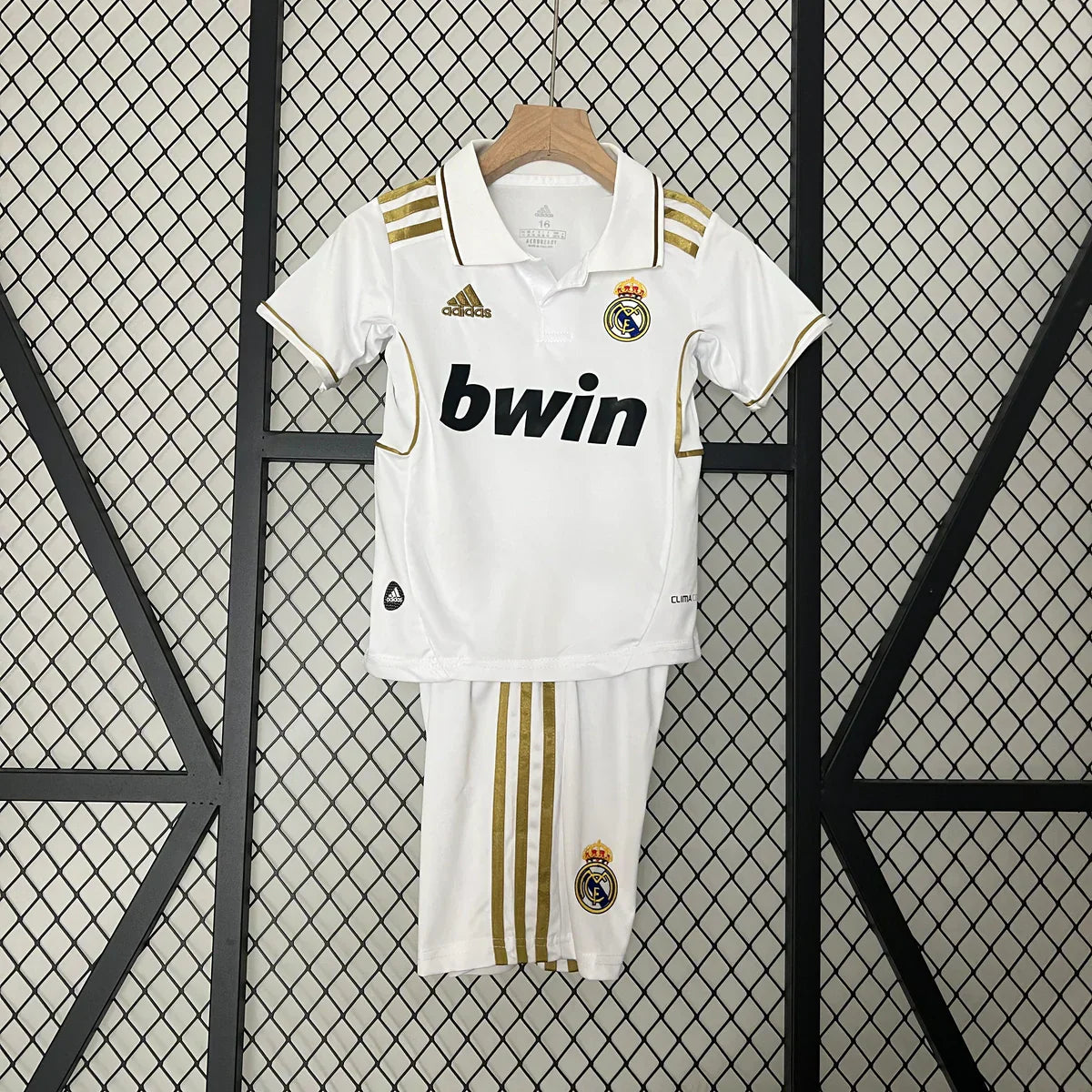 Maillot Domicile Enfant Real Madrid 2011/2012 Taille