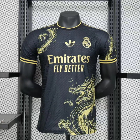 Édition spéciale « Dragon Gold » du Real Madrid
