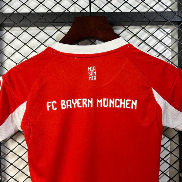 Maillot domicile Bayern Munich 2025/2026 taille enfant
