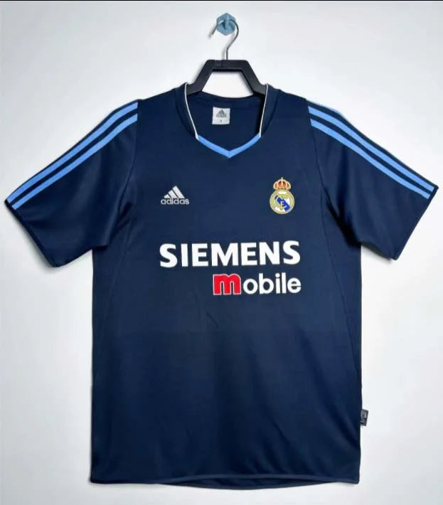 Maillot extérieur rétro du Real Madrid 2003/2004