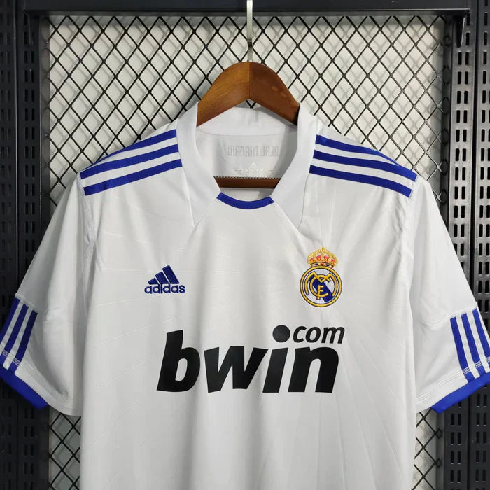 Maillot domicile rétro du Real Madrid 2010-2011