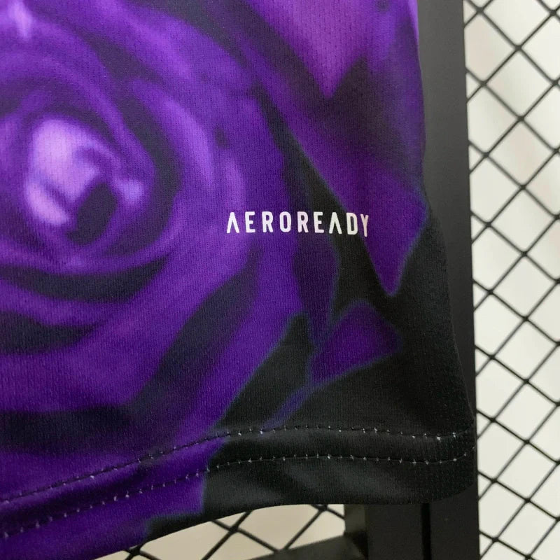 Édition spéciale « Serpent Lilas » du Real Madrid