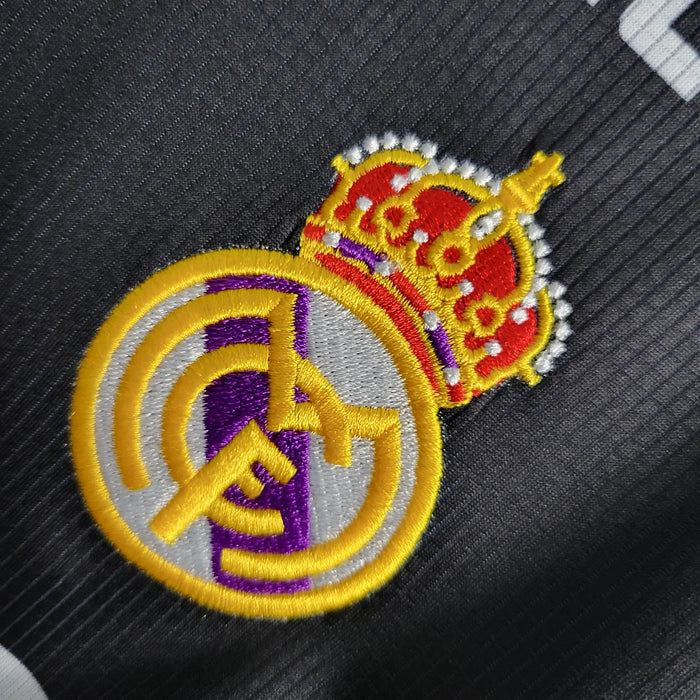 Maillot alternatif rétro du Real Madrid 1997-1998