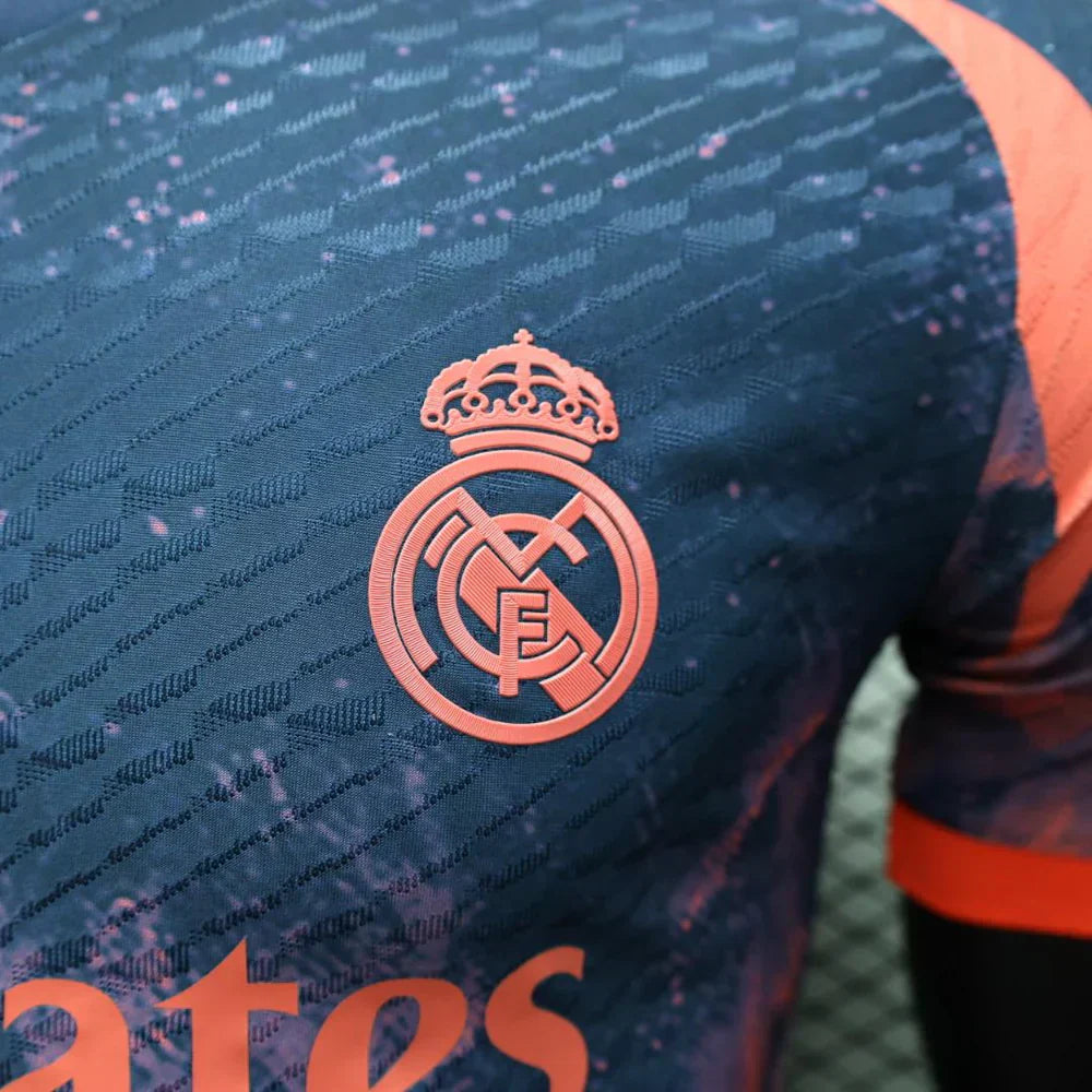 Édition spéciale « Celestial Blaze » du Real Madrid