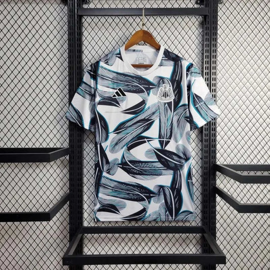 Tenue d'entraînement d'avant-match Newcastle United 2024-2025