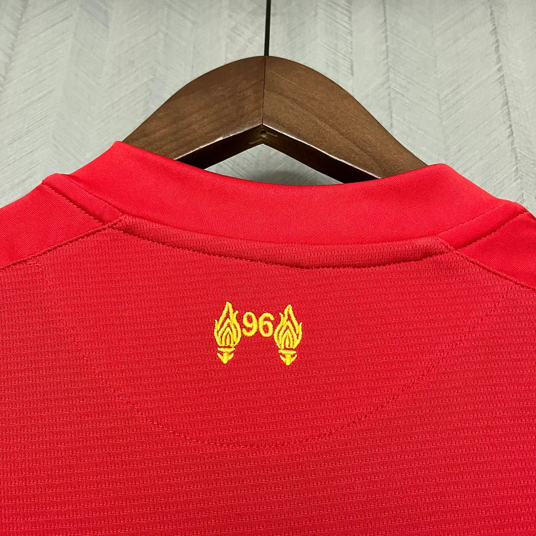 Maillot rétro Liverpool domicile 2013-2014