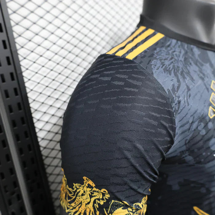 Édition spéciale « Dragon Dorado » du Real Madrid