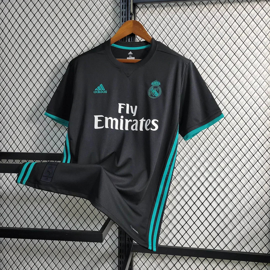 Maillot extérieur rétro du Real Madrid 2017/2018