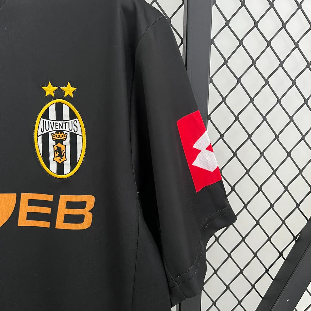 2001-2002 Retro Juventus Visitante