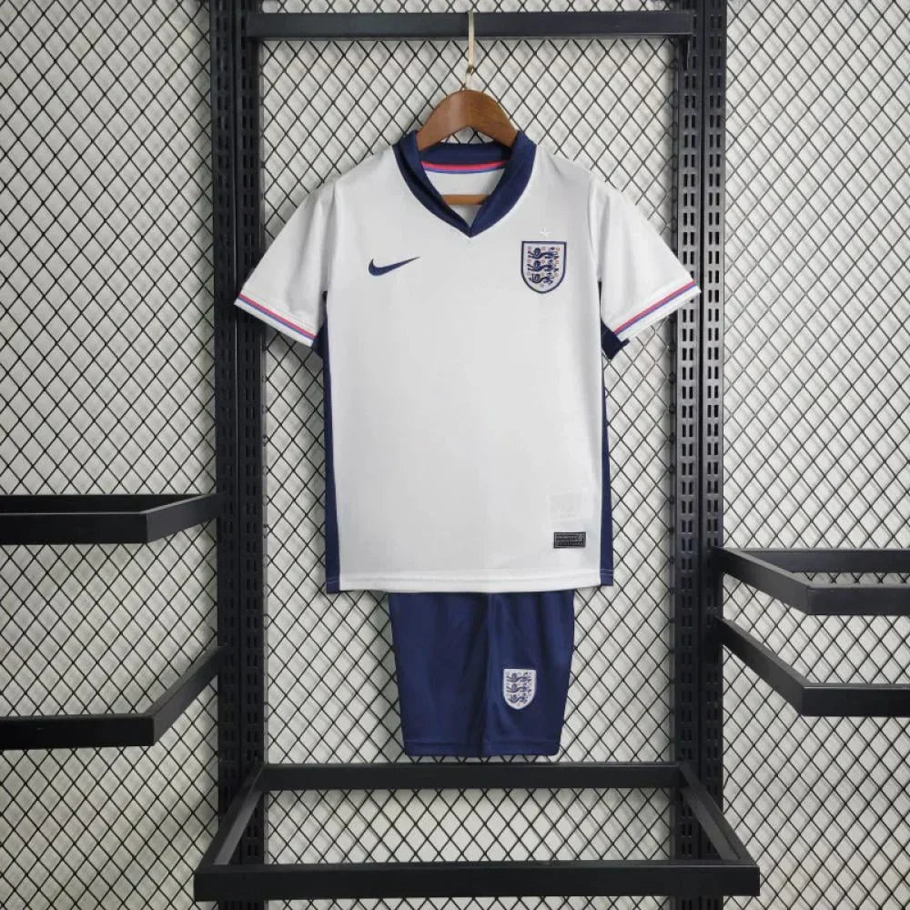 Taille du maillot domicile enfant Angleterre 2024