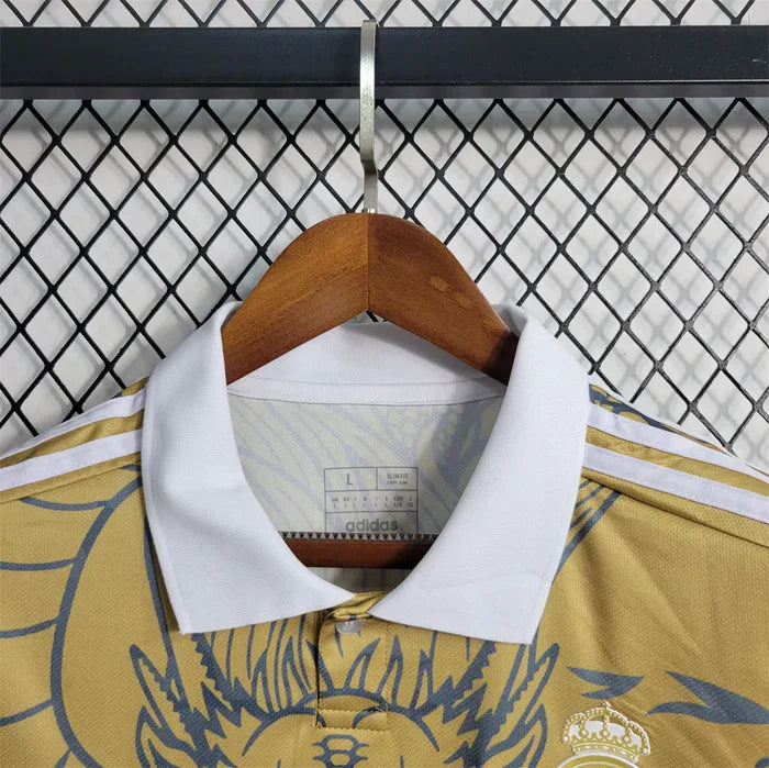 Édition spéciale « Dragon d'or » du Real Madrid