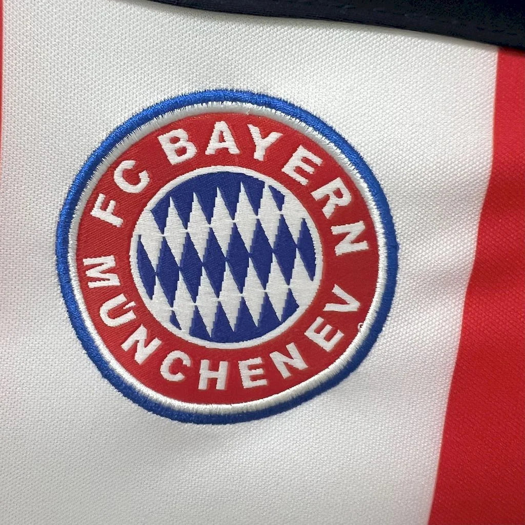 Rétro Bayern Munich Extérieur 2000-2001