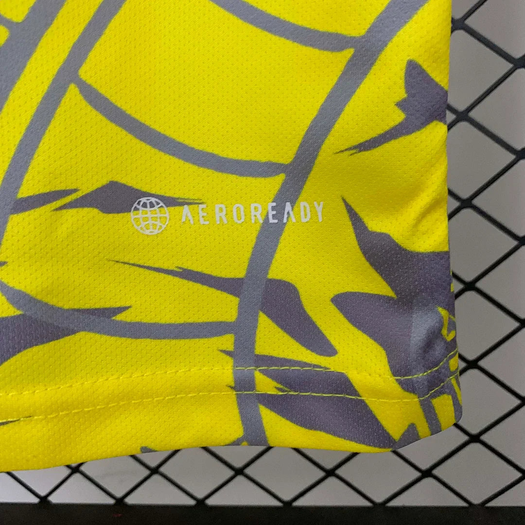 Édition spéciale « Dragon jaune » du Real Madrid