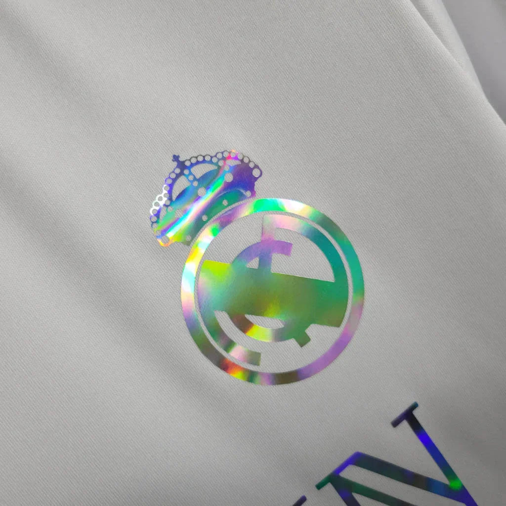 Édition spéciale blanche « Balmain » du Real Madrid