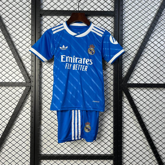 Maillot alternatif Real Madrid 2025/2026 taille enfant