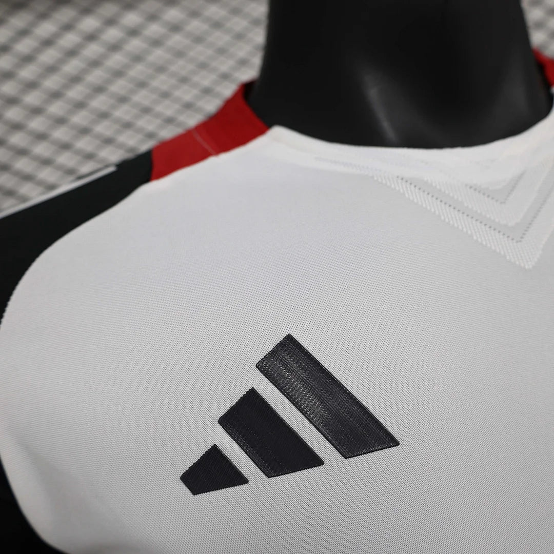 2024/2025 Manchester United Pre-match kit