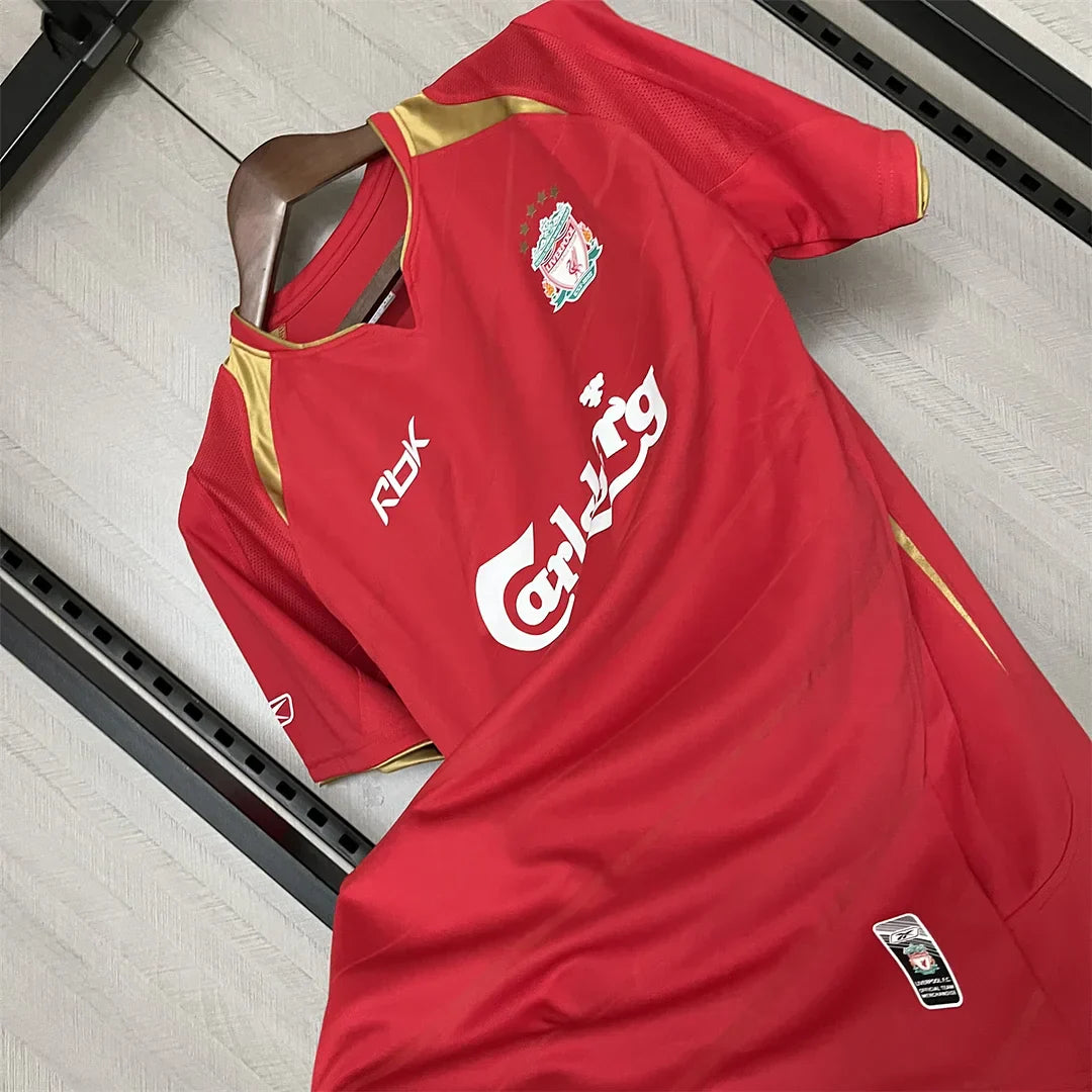 Maillot rétro Liverpool domicile 2005-2006