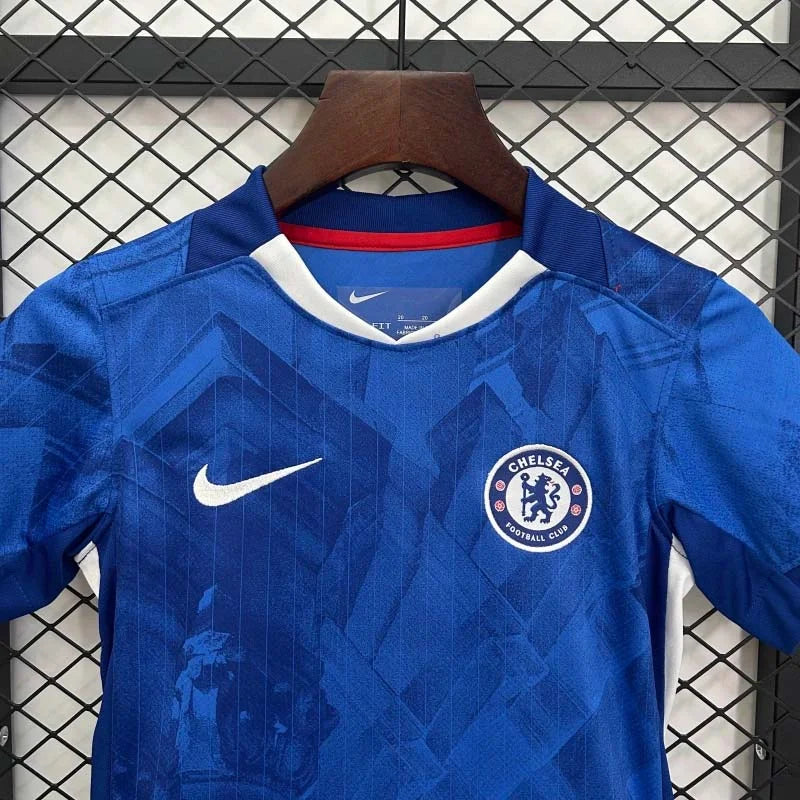 Maillot domicile Chelsea 2025/2026 taille enfant
