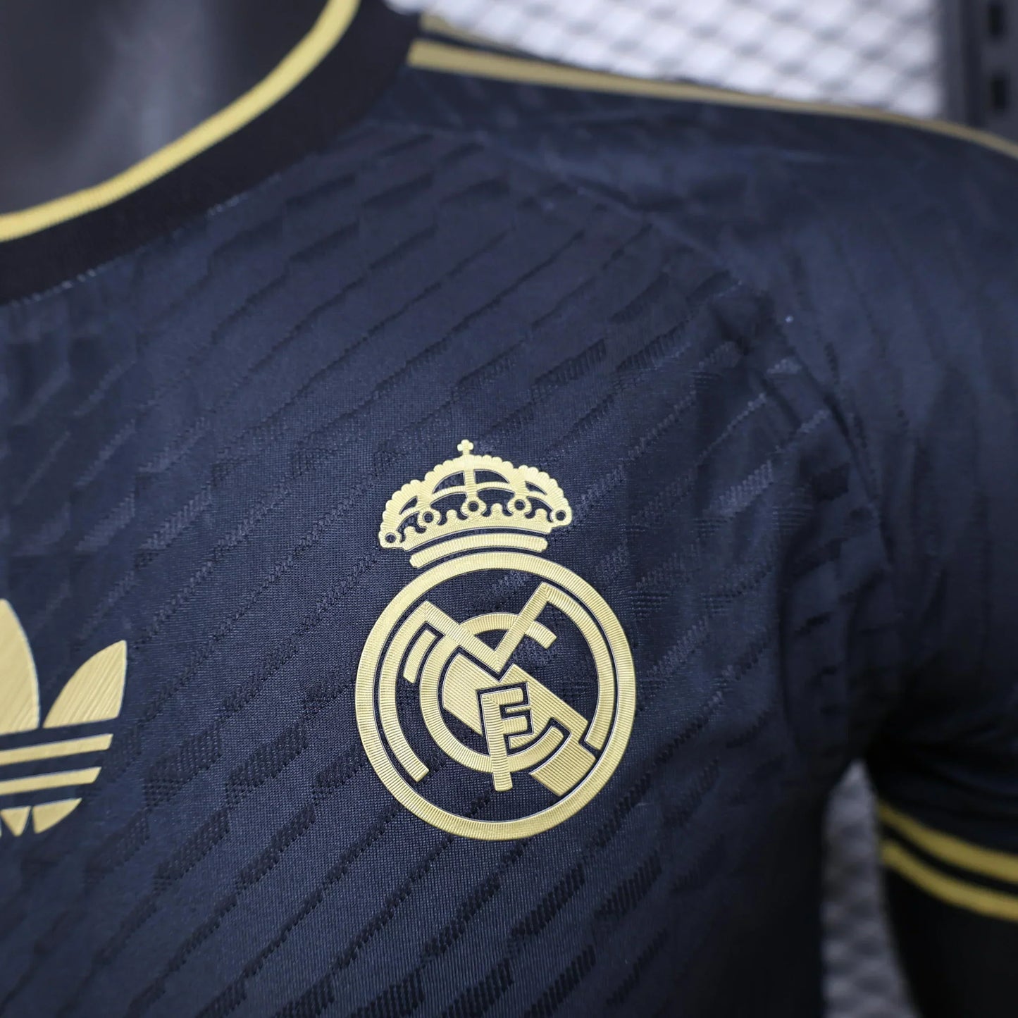 Édition spéciale « Dragon Gold » du Real Madrid