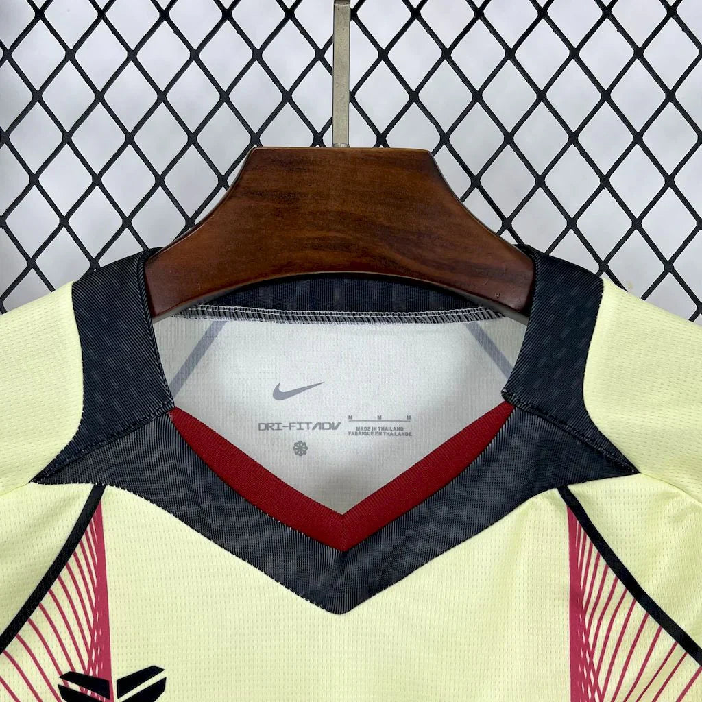 Barcelona "Sunstrike" Edición Especial (Patch Optional)