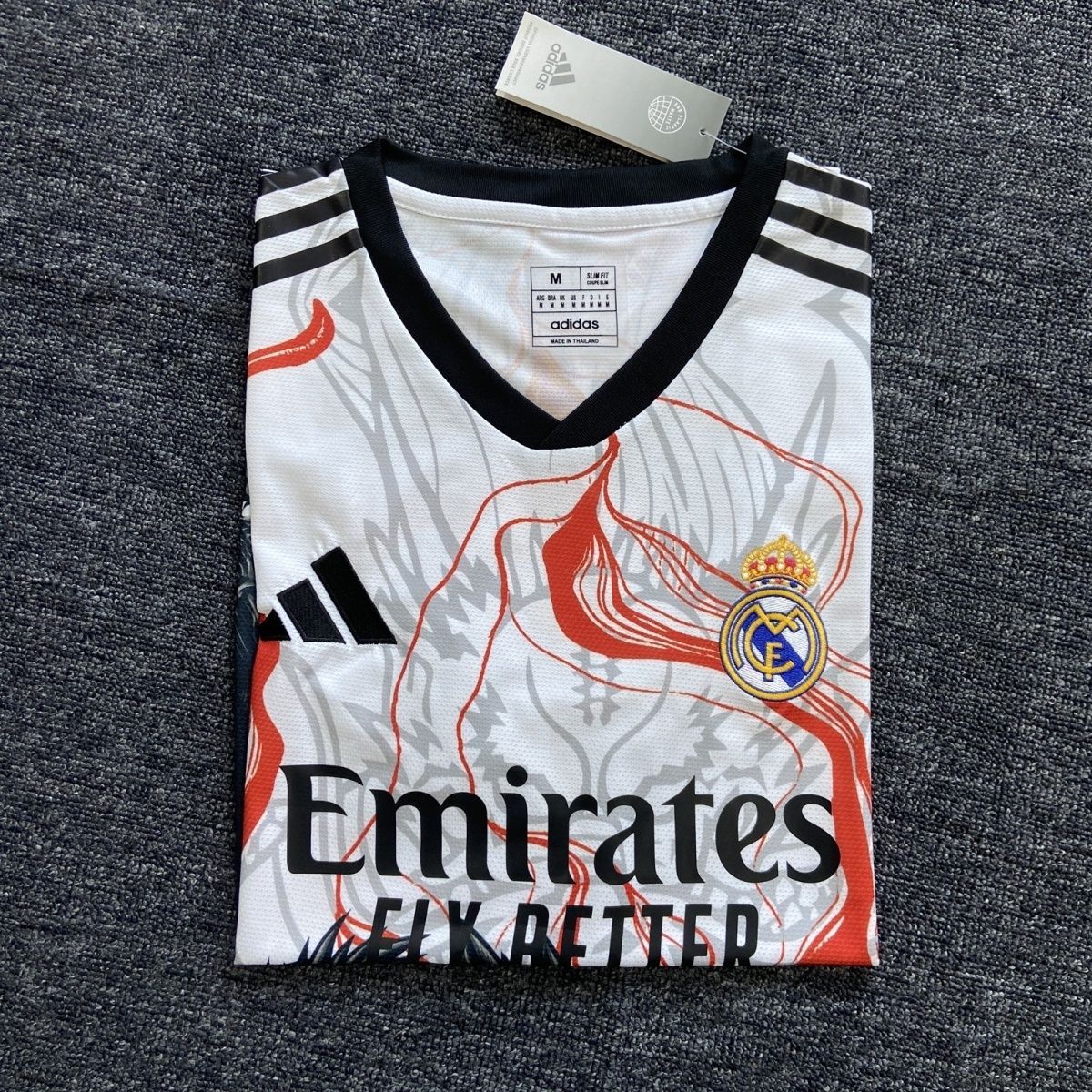 Real Madrid "Dragón Negro" Edición Especial