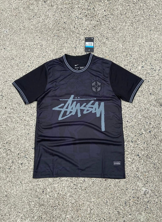 Édition spéciale Stüssy x Brésil « Blackout »