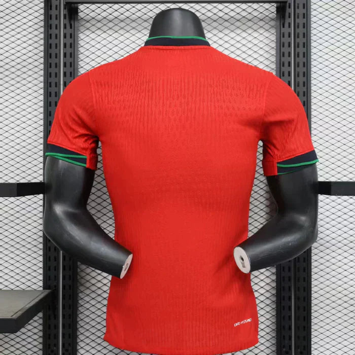 Maillot domicile du Portugal 2024/2025