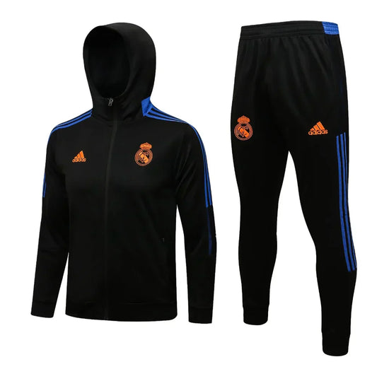 Survêtement noir et orange du Real Madrid