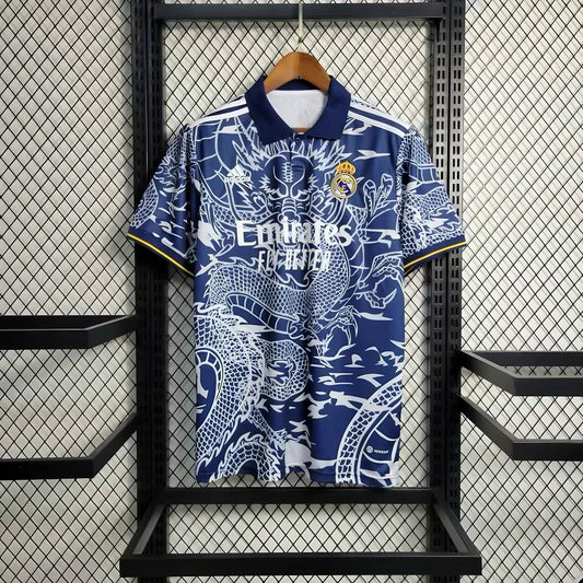 Édition spéciale « Dragon bleu » du Real Madrid