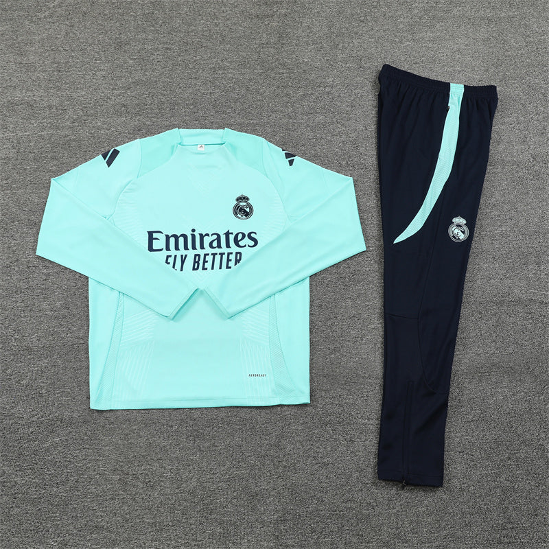 Survêtement bleu foncé et menthe du Real Madrid