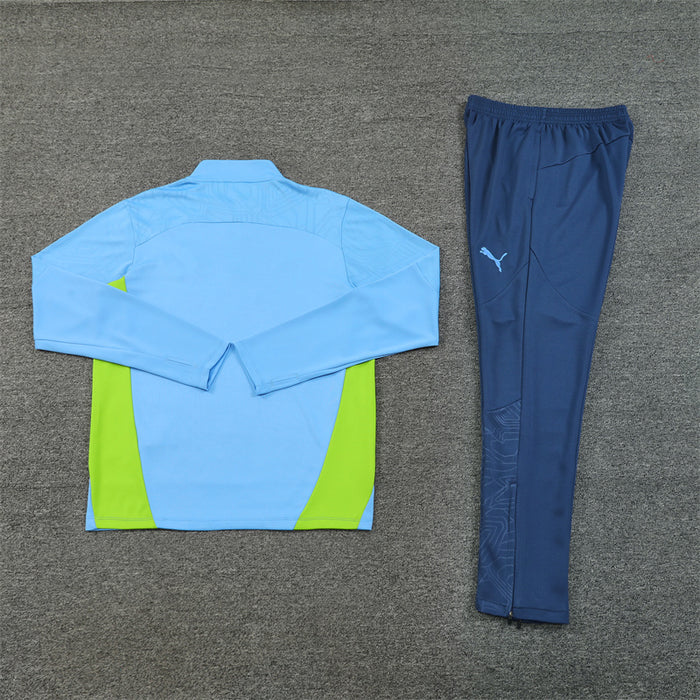 Survêtement bleu et bleu clair de Manchester City