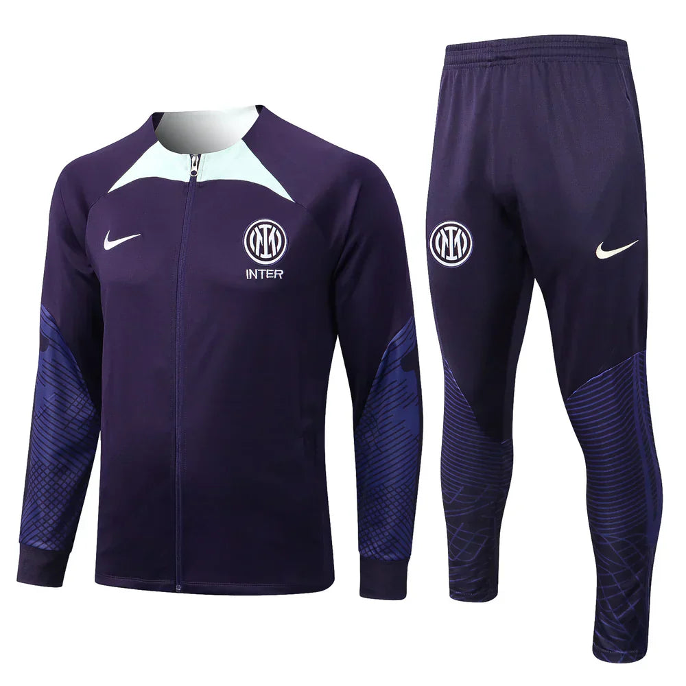 Inter Milan Violet and White Chándal