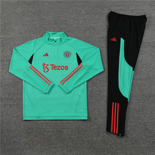 Manchester United Black and Mint Chándal