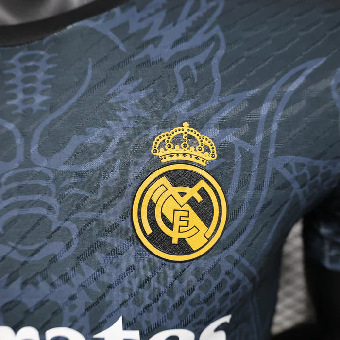 Édition spéciale « Dragon de minuit » du Real Madrid