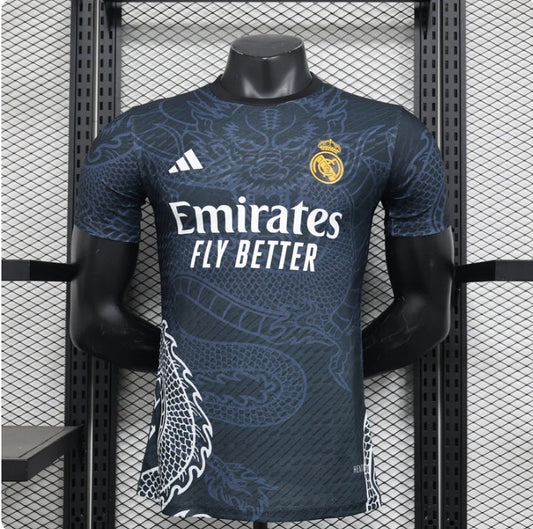 Édition spéciale « Dragon de minuit » du Real Madrid
