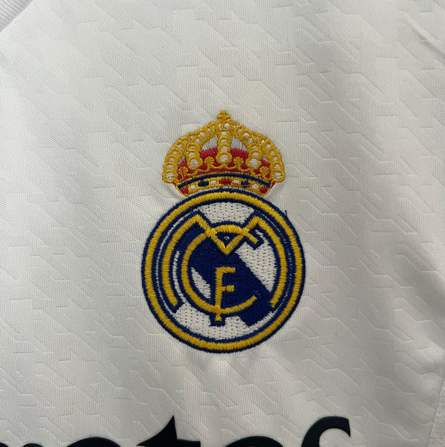Maillot Domicile Enfant Real Madrid 2024/2025 Taille