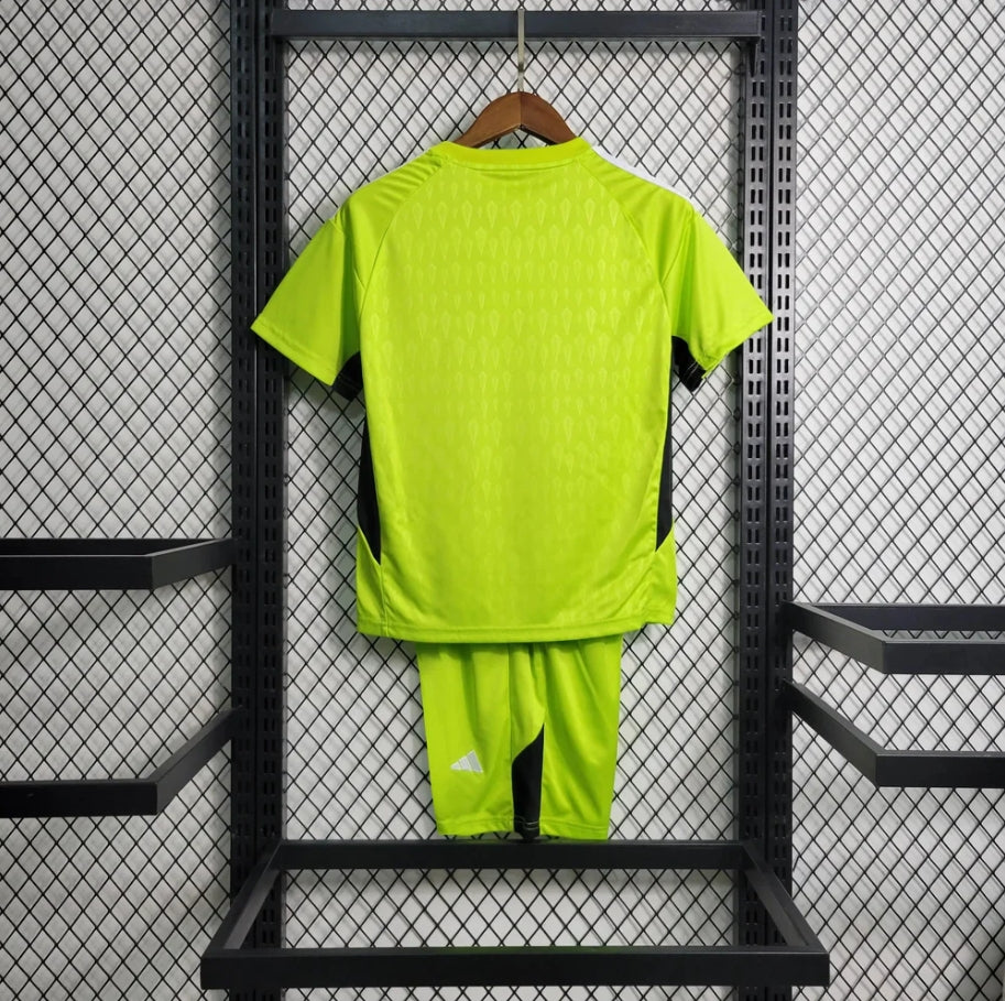 Maillot de gardien de but Real Madrid 2023/2024 vert taille enfant