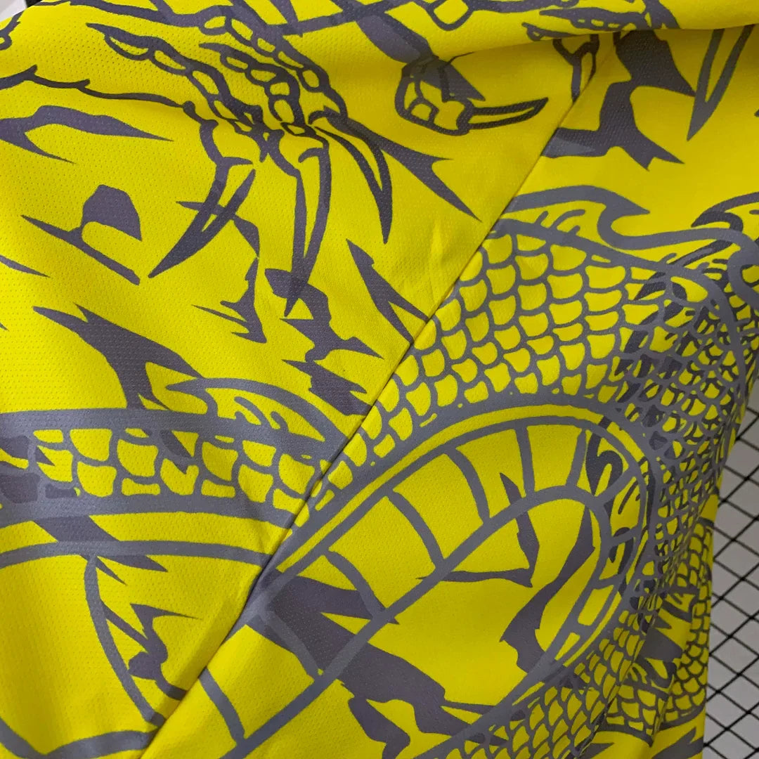Édition spéciale « Dragon jaune » du Real Madrid