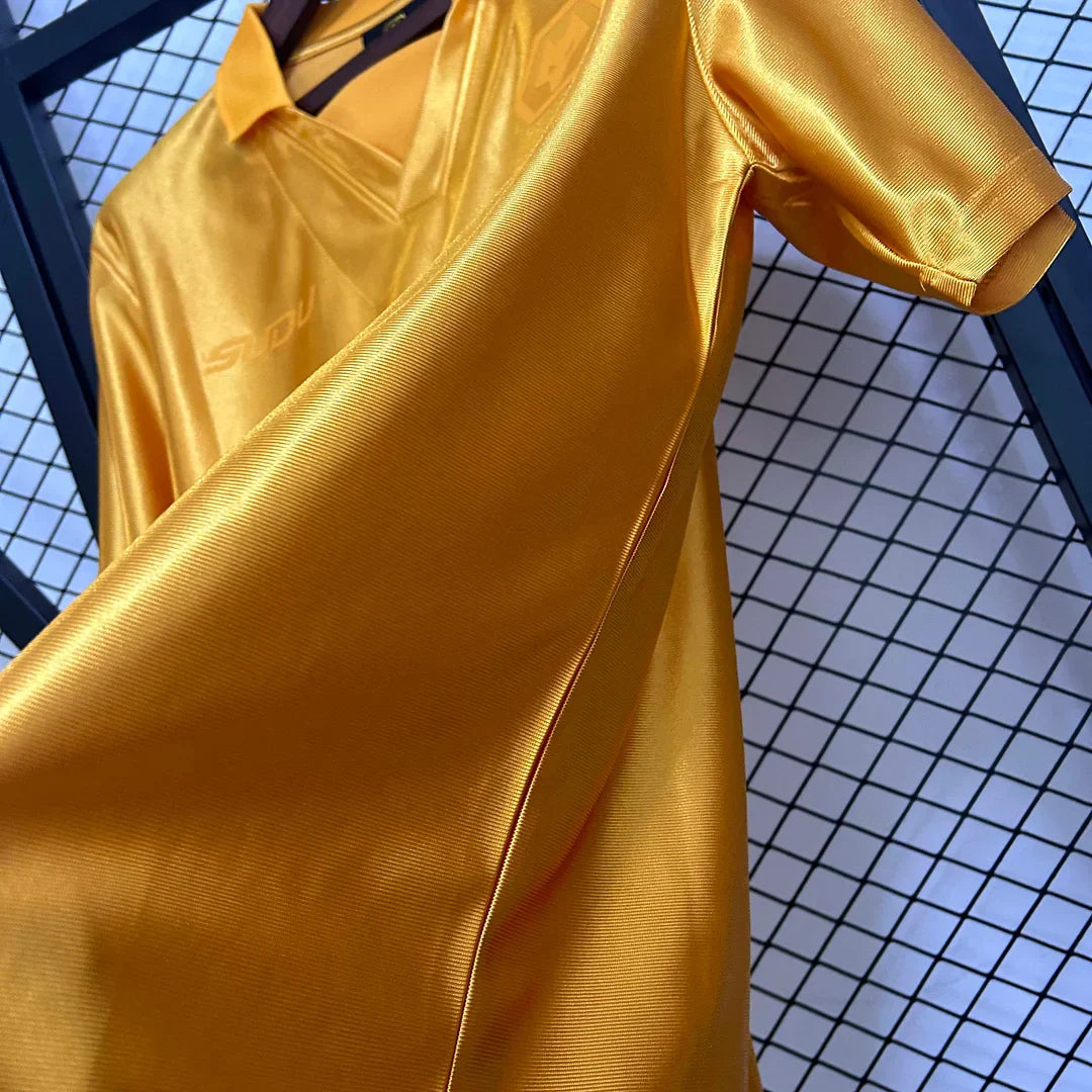 2025/2026 Wolverhampton Wanderers 70th Aniversario