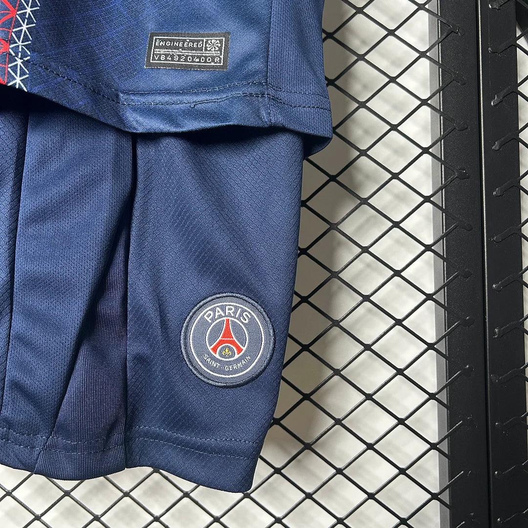 Maillot domicile PSG Paris Saint-Germain 2025/2026 taille enfant