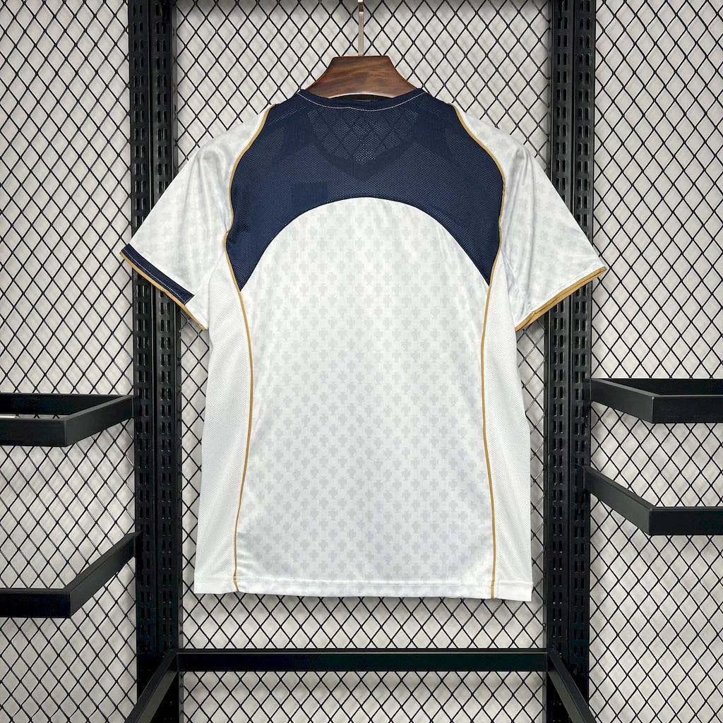 2004 Retro Portugal Visitante