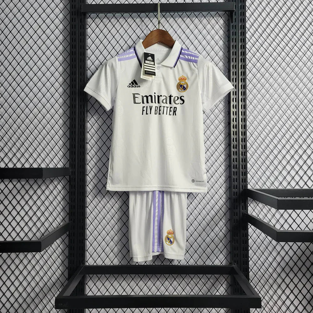 Maillot Domicile Enfant Real Madrid 2023/2024 Taille