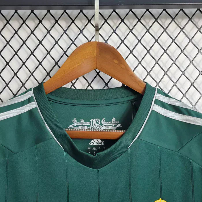 Maillot alternatif rétro du Real Madrid 2012-2013