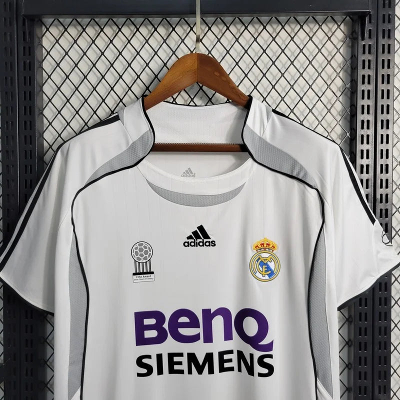 Maillot rétro Real Madrid domicile 2006/2007