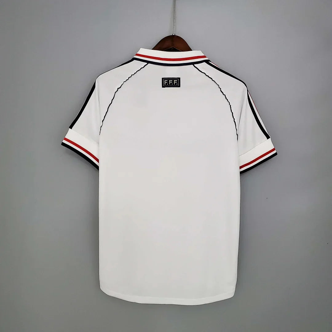 France Rétro 1998-1999 Extérieur