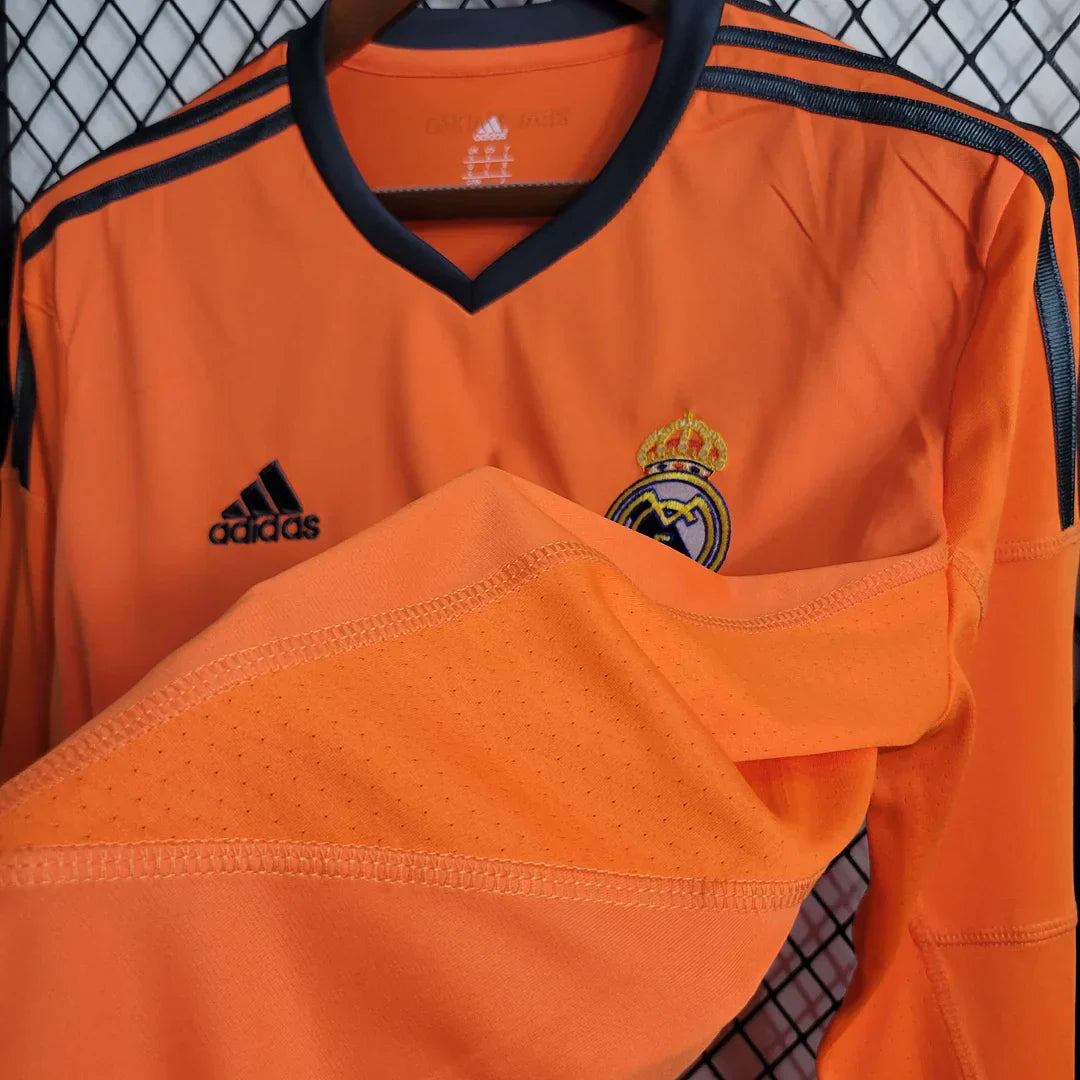 Maillot extérieur rétro à manches longues du Real Madrid 2013-2014