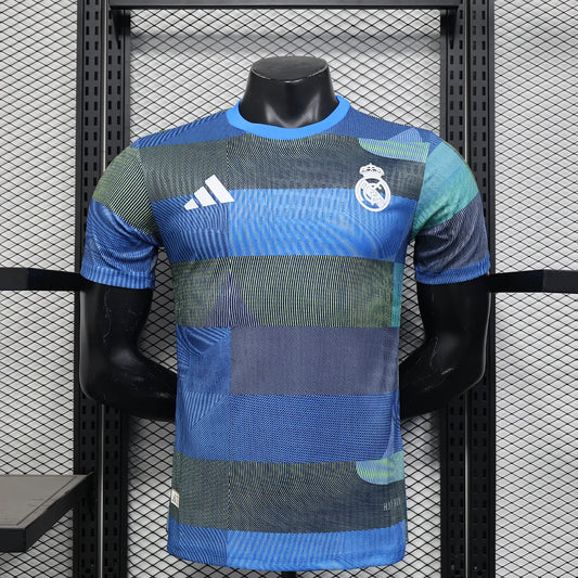 Édition spéciale « Aqua Grid » du Real Madrid