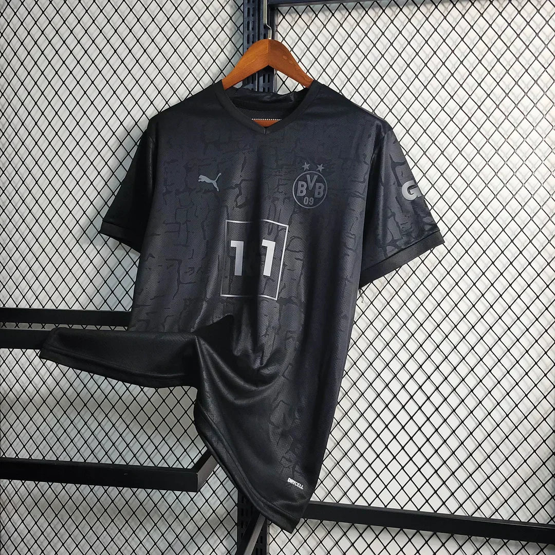 Borussia Dortmund "Blackout" Edición Especial