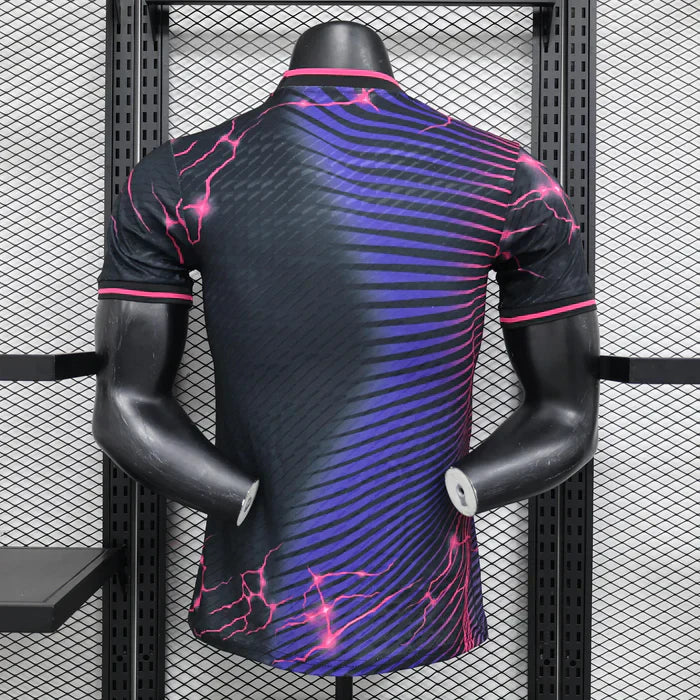 Édition spéciale « Aurora Panther » du Real Madrid