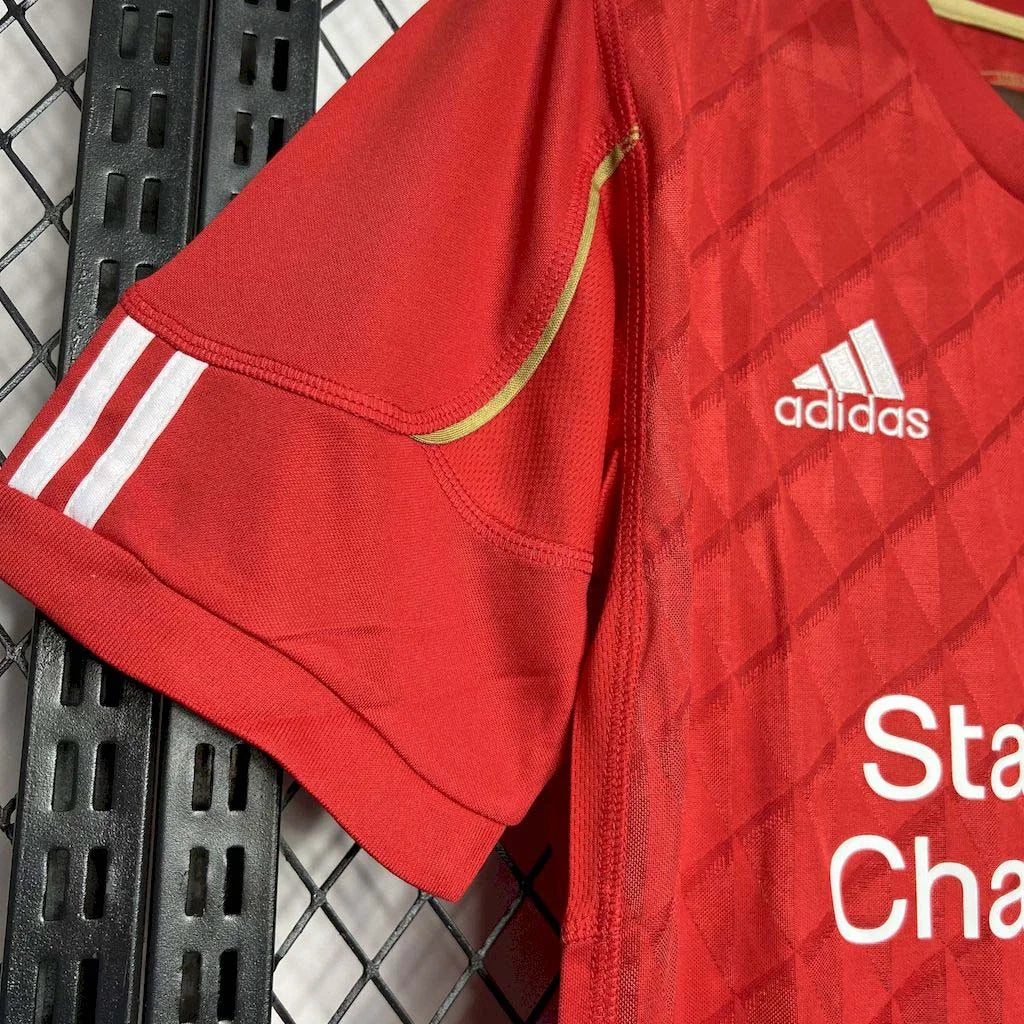 Maillot rétro Liverpool domicile 2010-2011